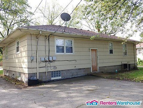 4th image of 308 E 169th Pl