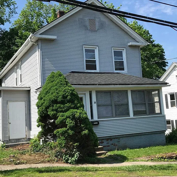 99 Prince St #2