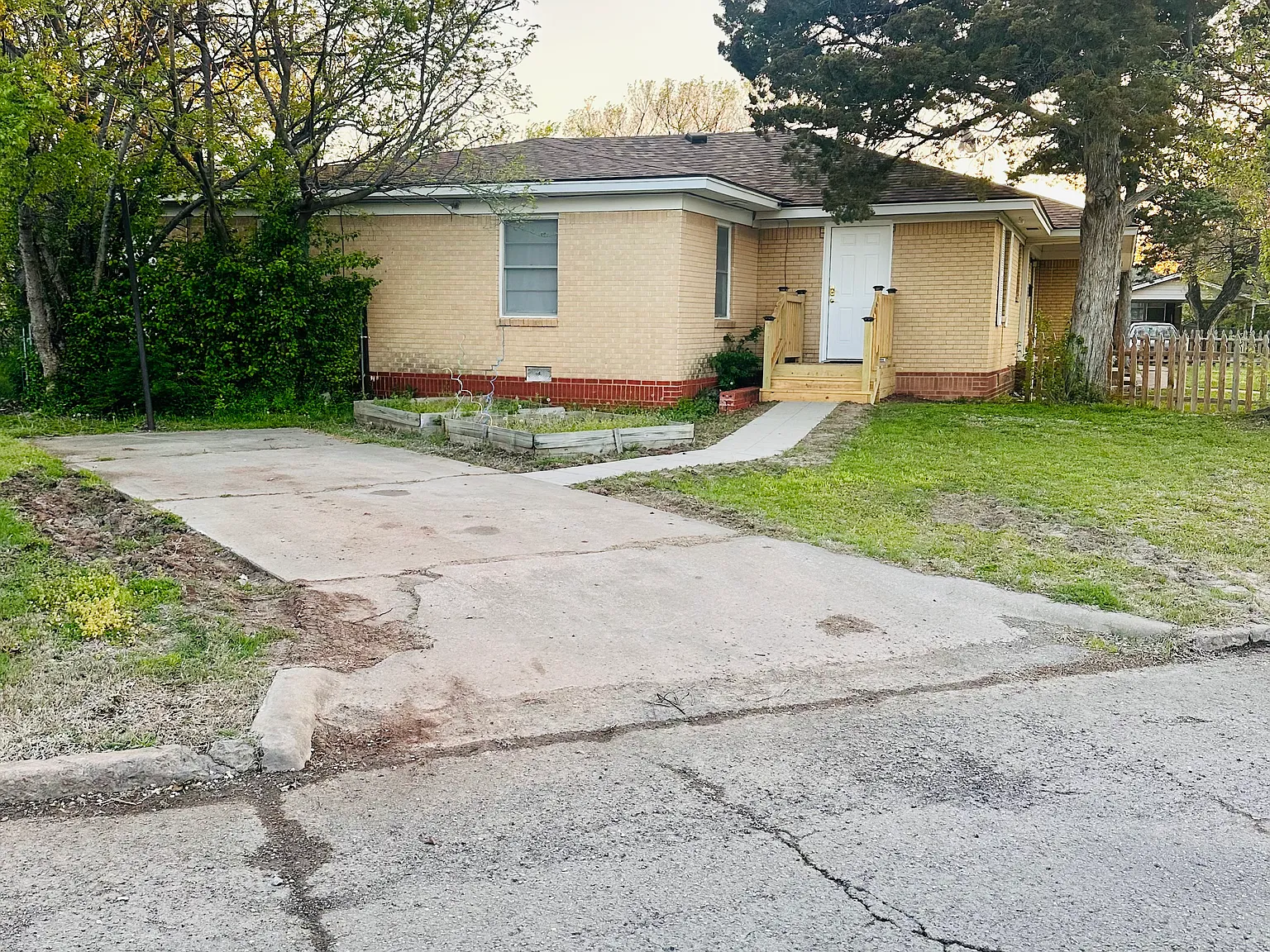 NW 26th St, Lawton — Photo 4