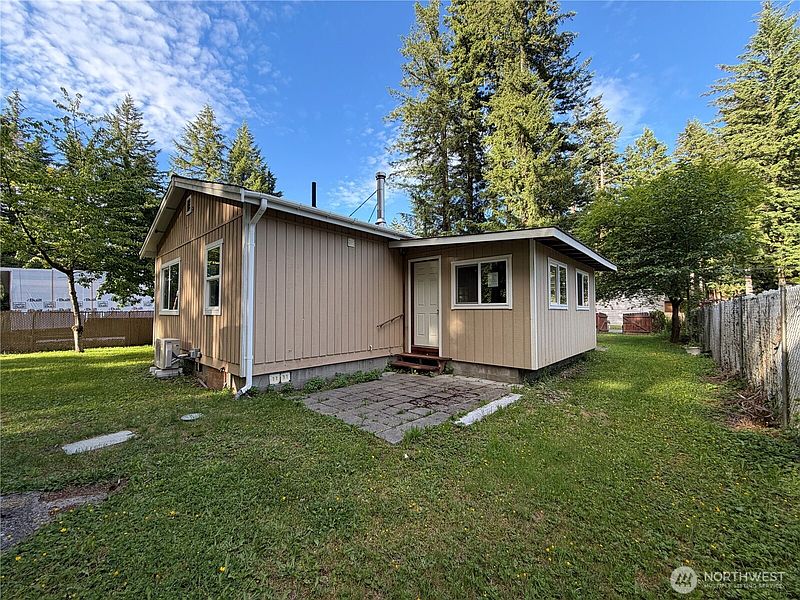 5th image of 8595 Golden Valley Drive