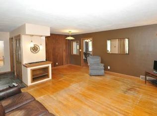 8442 N 62nd St, Brown Deer, WI 53223
