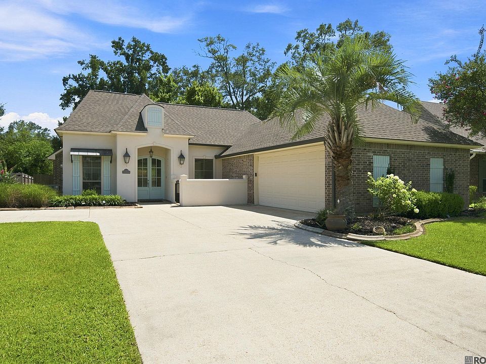 1st image of 39359 Meadowbrook Ave
