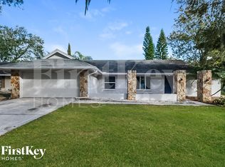 605 Green Cove Dr, Brandon, FL 33510
