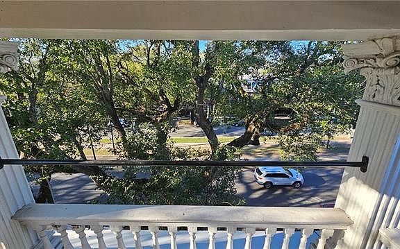 2nd image of 3206 Saint Charles Ave #3-A