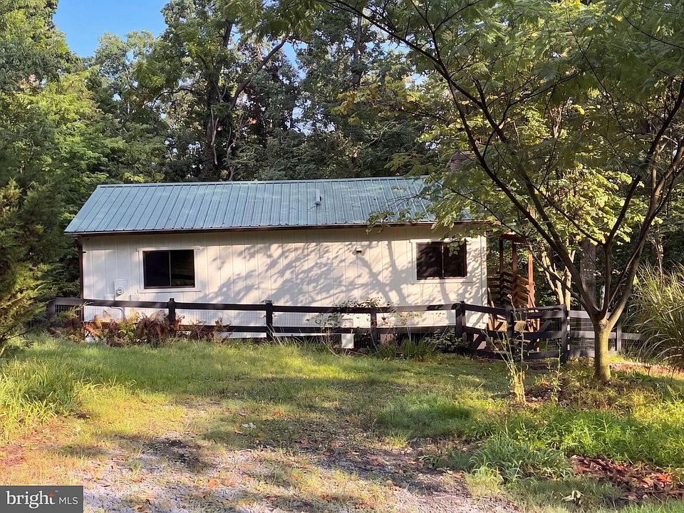 1st image of 816 Hilltop Ln
