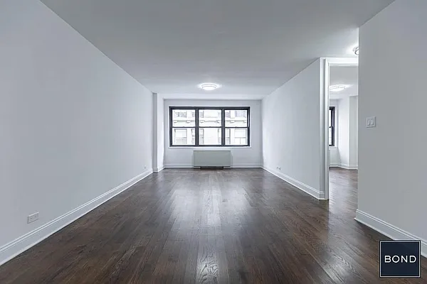 Rented by Bond New York | media 1