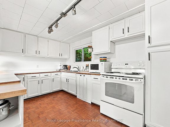 4th image of 58 Bentons Ln