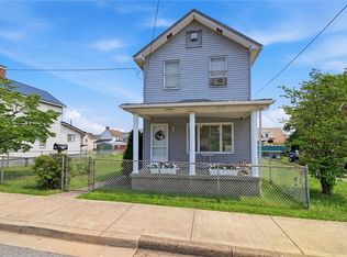 220 Brokaw Ave, Donora, PA 15033