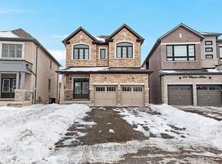 82 Closson Dr, Whitby, ON L1P 0M8