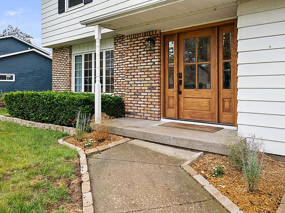 3rd image of 2603 E 35th Street Ct