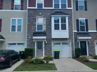 4321 Salt Marsh Ln #1, Chesapeake, VA 23324