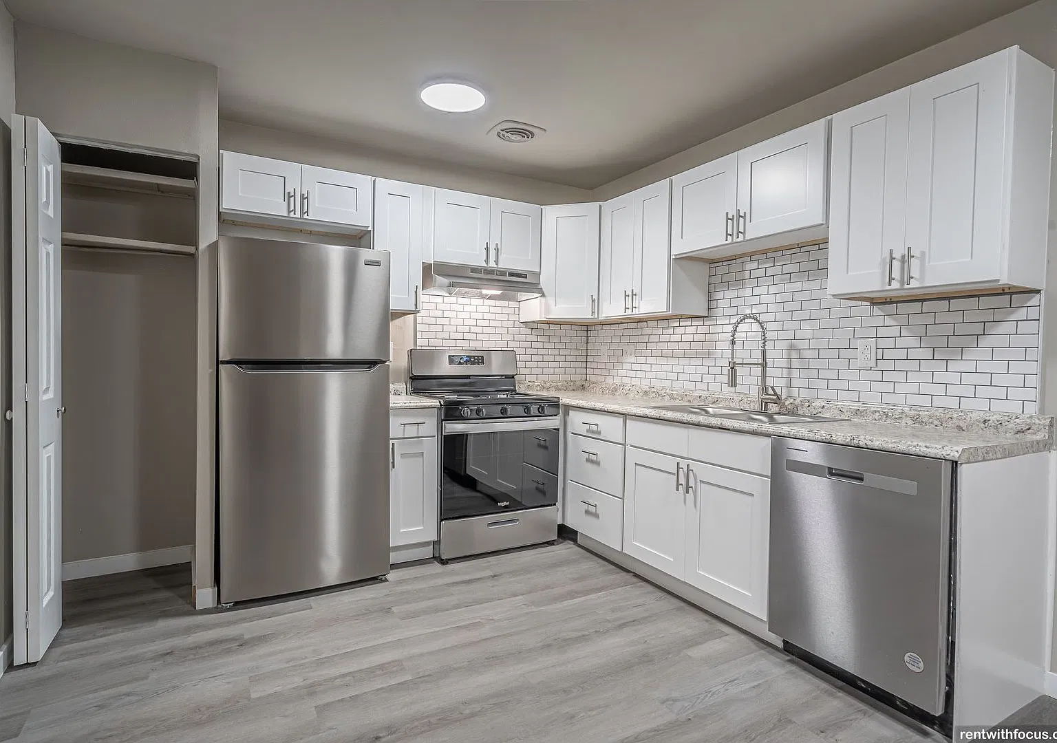 Apple Ridge Apartments — Photo 2
