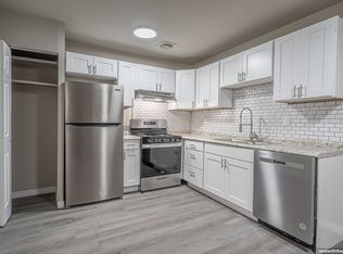 Apple Ridge Apartments, Milwaukee, WI 53225