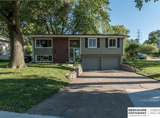 12356 Bel Dr, Omaha, NE 68144