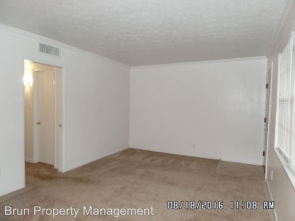 5th image of 609 E Inskip Dr APT 4