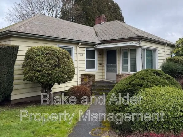7303 SE Madison St, Portland, OR 97215