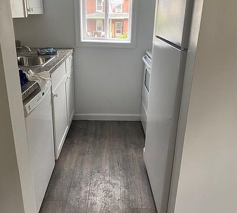 2nd image of 329 National Ave
