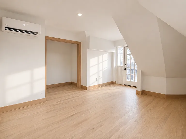 112 S Hancock St — Photo 35