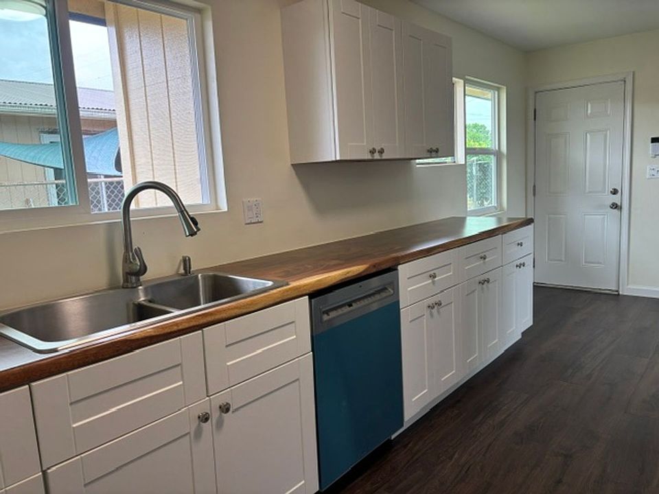 1st image of 1413 Kilaha St