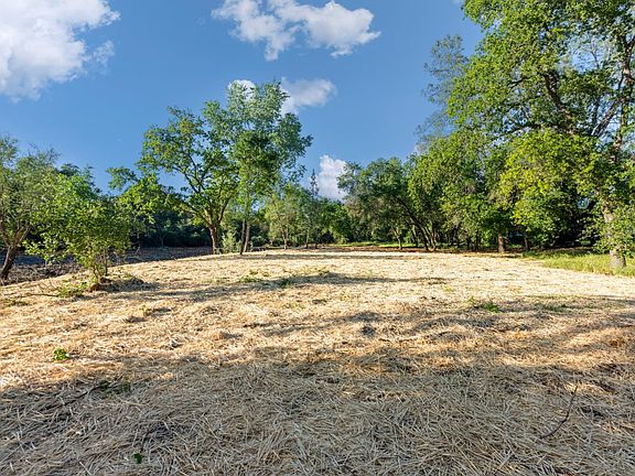 4th image of 6065 Indian Springs Rd