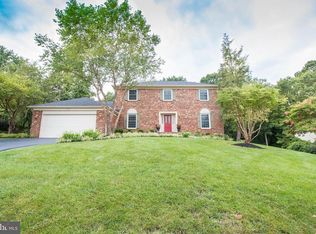 1134 Bandy Run Rd, Herndon, VA 20170