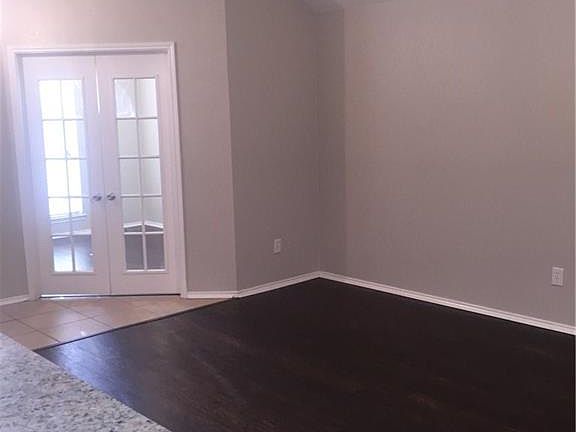 5th image of 322 Westwood Dr