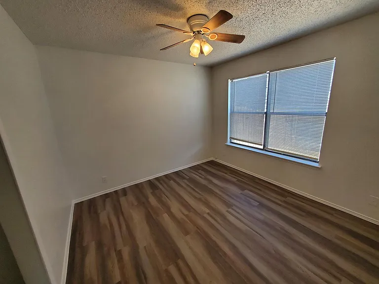124 Whisper Way — Photo 11