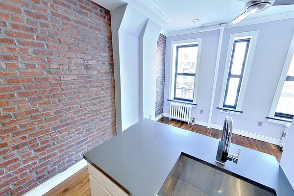 Rented by Centennial Properties NY | media 7