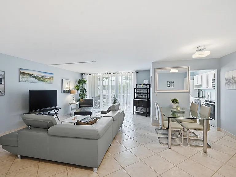 5200 N Ocean Blvd #203B — Photo 8