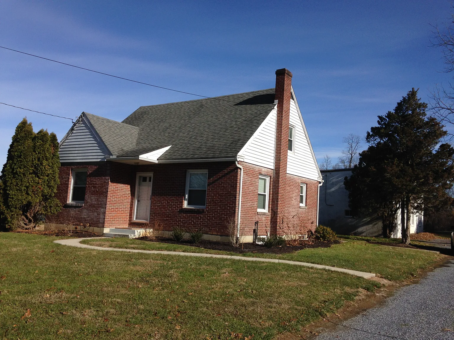 51 Sun Ln — Photo 2