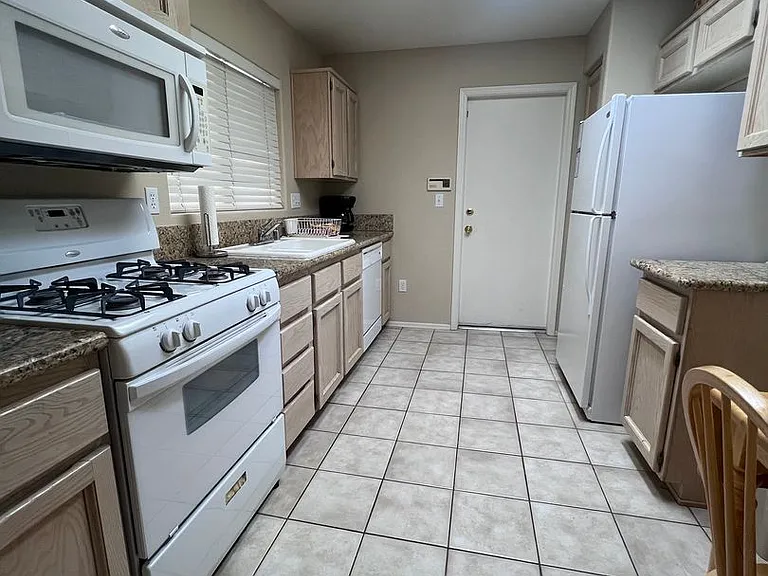 2617 Sierra Sage St — Photo 9