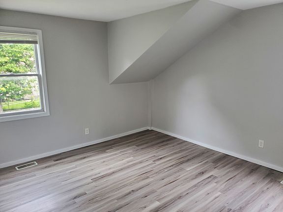 2nd image of 1634 1/2 S William St #1