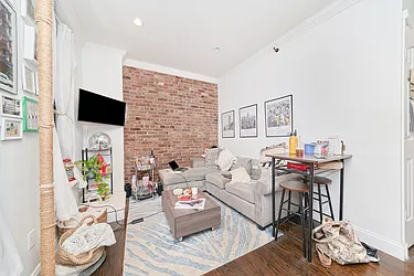 Rented by Living New York