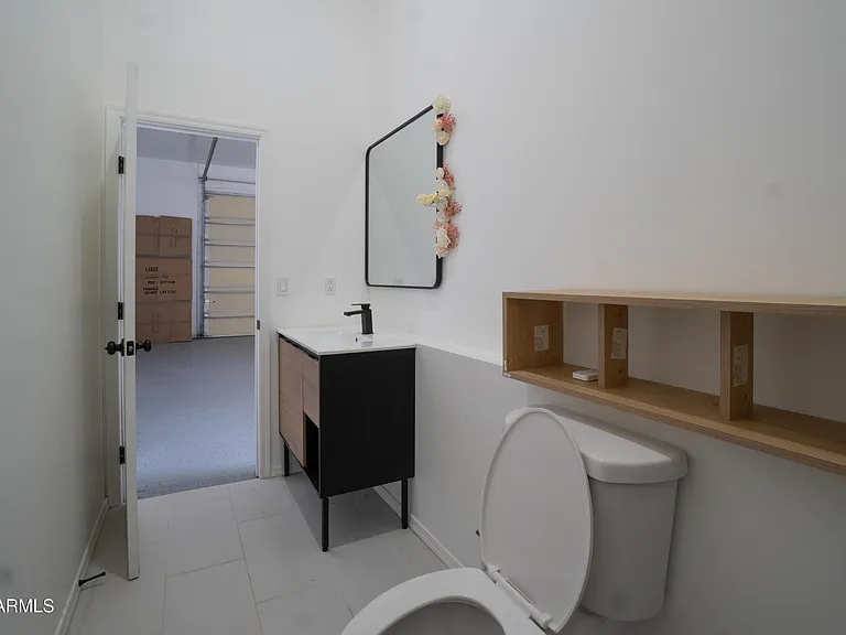 4451 E Earll Dr — Photo 28
