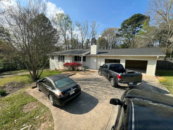 1004 Forest Rd, Jasper, AL 35504