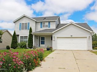 5127 Lexington Ln NW, Rochester, MN 55901