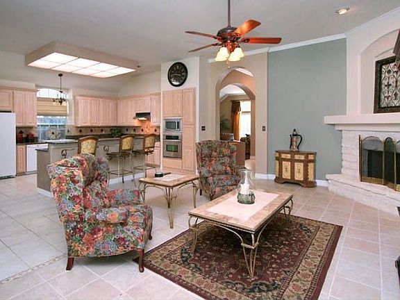 4th image of 1207 Canyon Brk