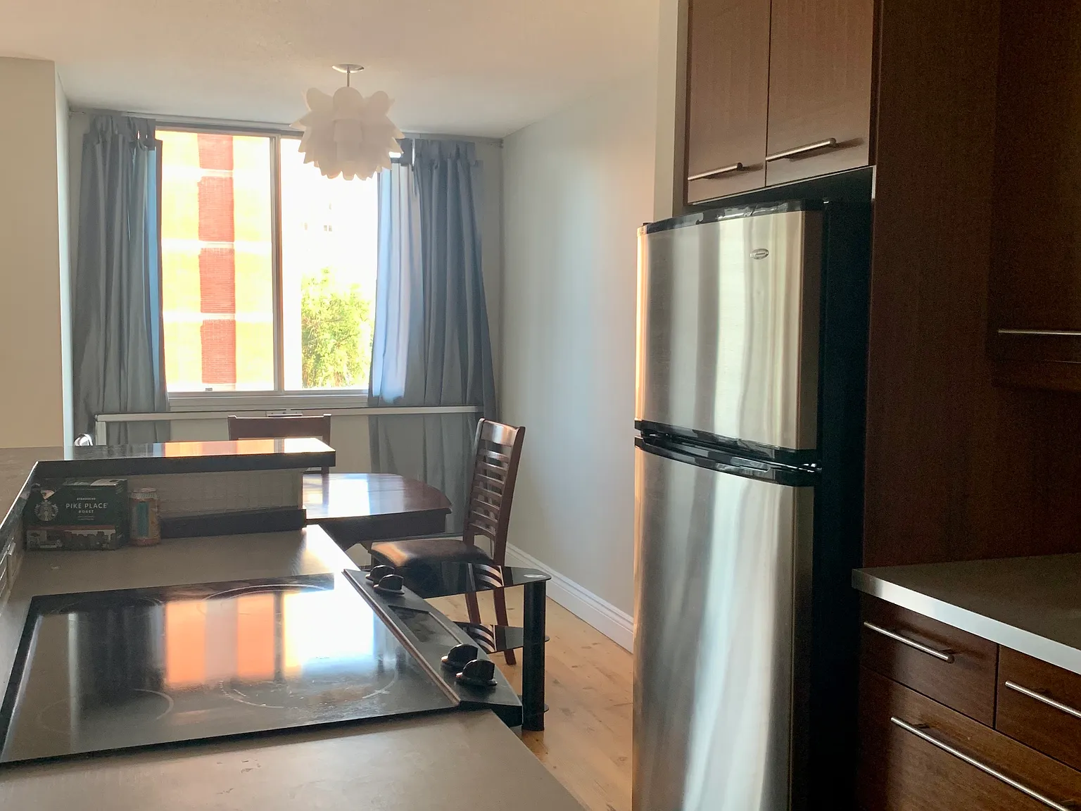 2 bed, 900 sqft, $1,750 — Photo 4