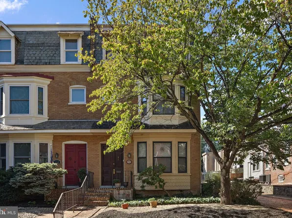 1302 W 9th St, Wilmington, DE 19806