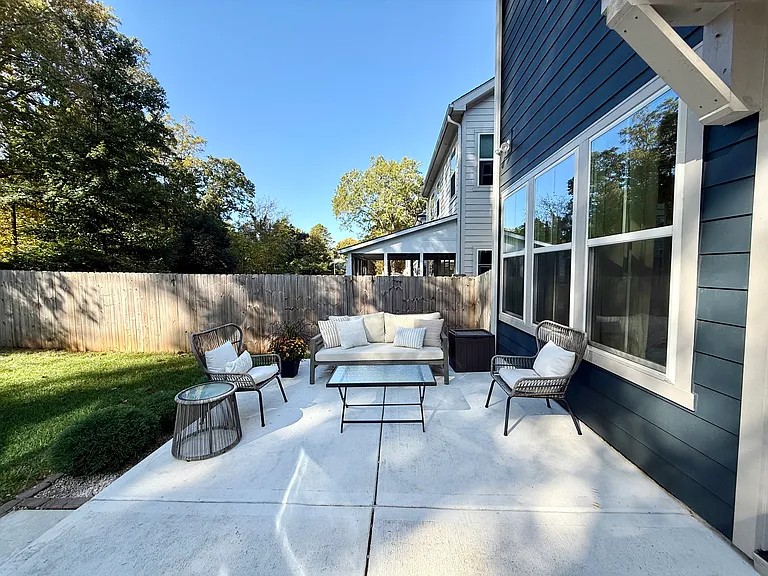 5224 Lynnville Ave — Photo 33