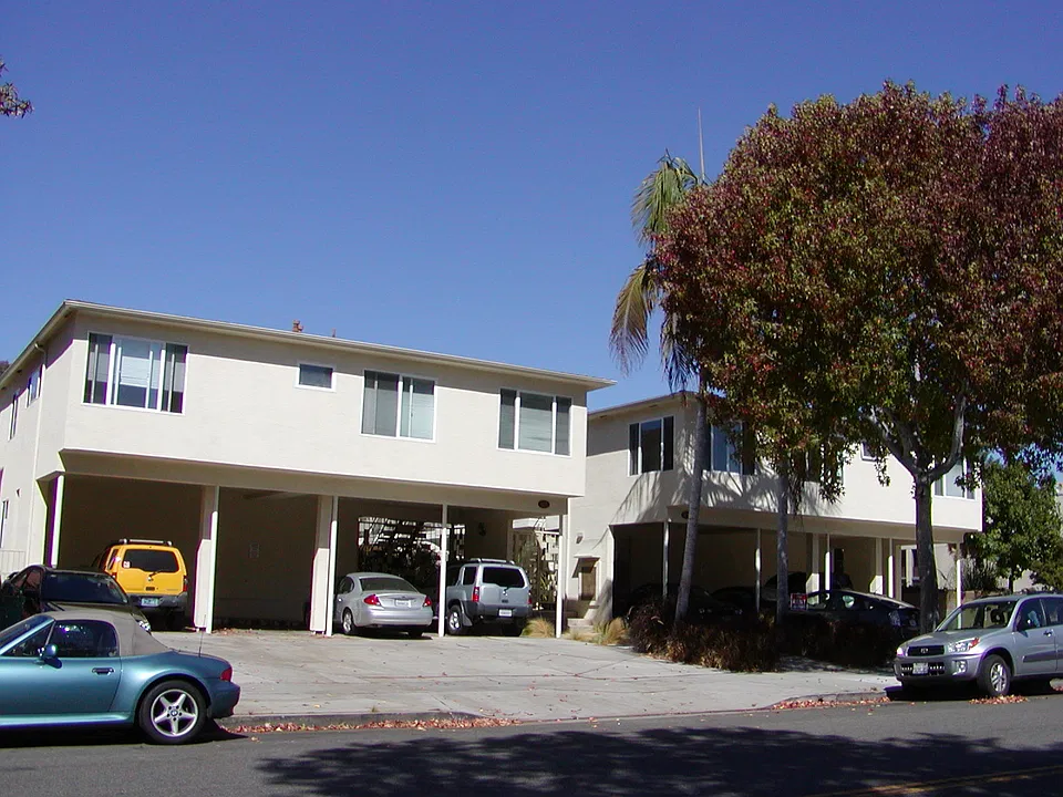 609 Montana Ave #1