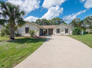 566 Futch Way, Sebastian, FL 32958