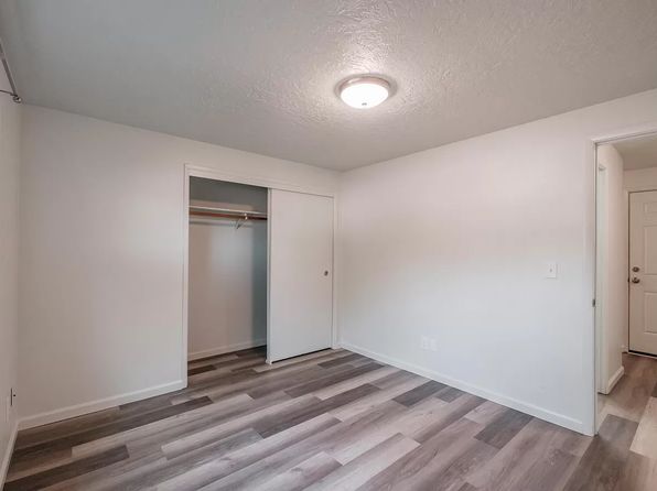 3609 White Oak Ct NE #3609