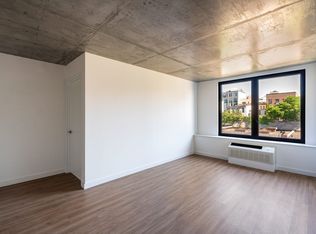 222 Johnson Ave #6R, Brooklyn, NY 11206