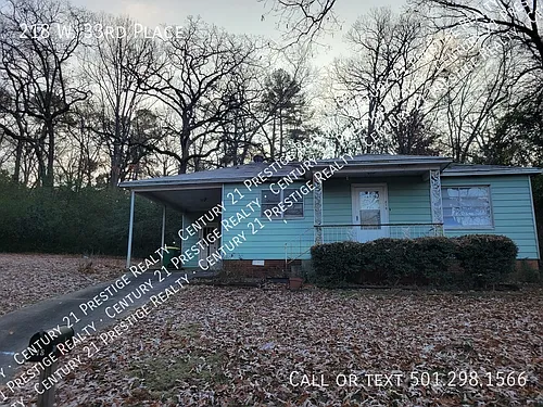 218 W 33rd Pl Photo 1