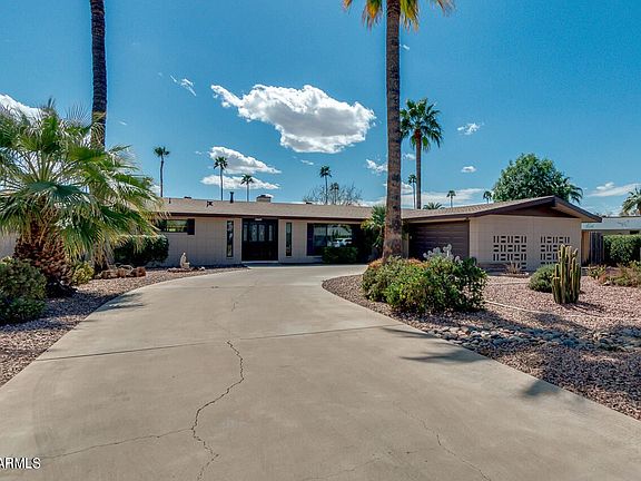 3rd image of 405 Redondo Dr S
