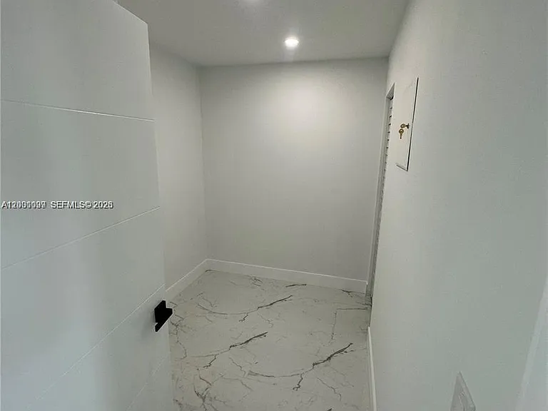1125 Milwaukee Blvd — Photo 11