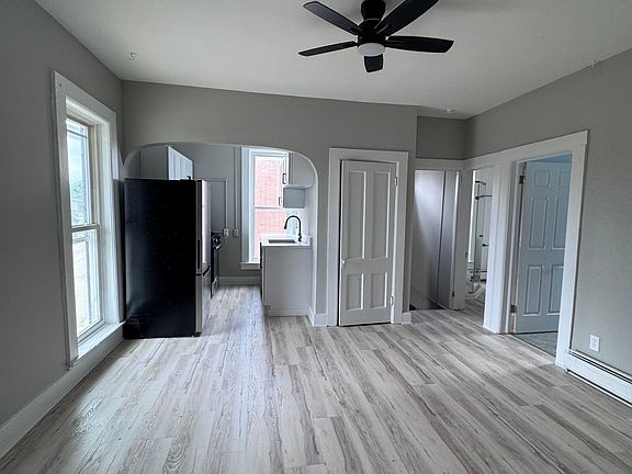 4th image of 5 E Main St #B