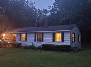 26 Hillside Ave, Winthrop, ME 04364