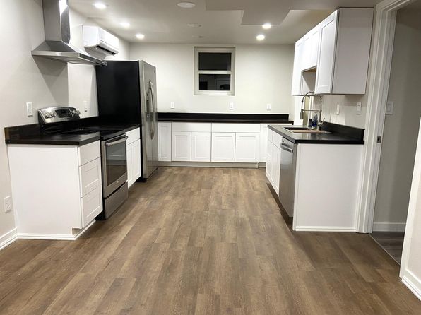 2567 Parkwood Dr SE UNIT 2